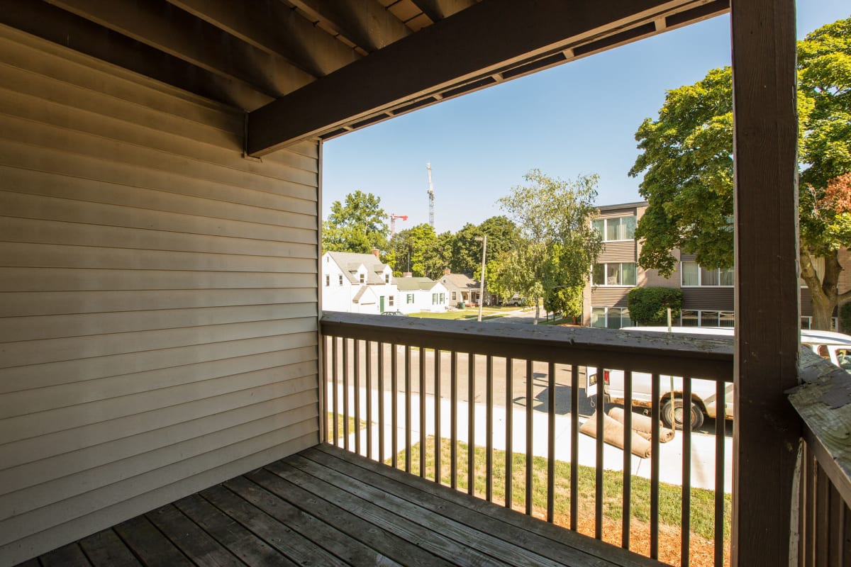 Photos and Video of River Park Apartments in East Lansing, MI